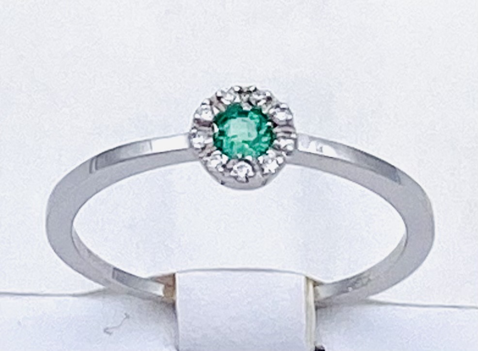 Emerald ring diamonds white gold 750% art.PDA3391S