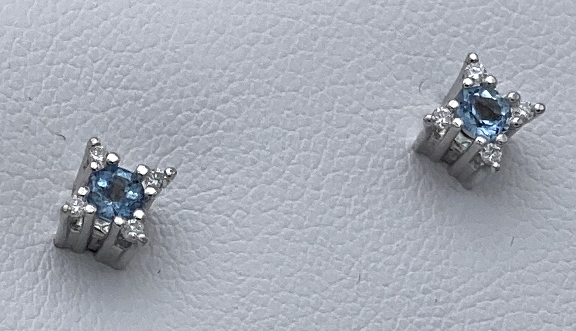 Earrings with diamonds and aquamarine GEMS ART.OR1254