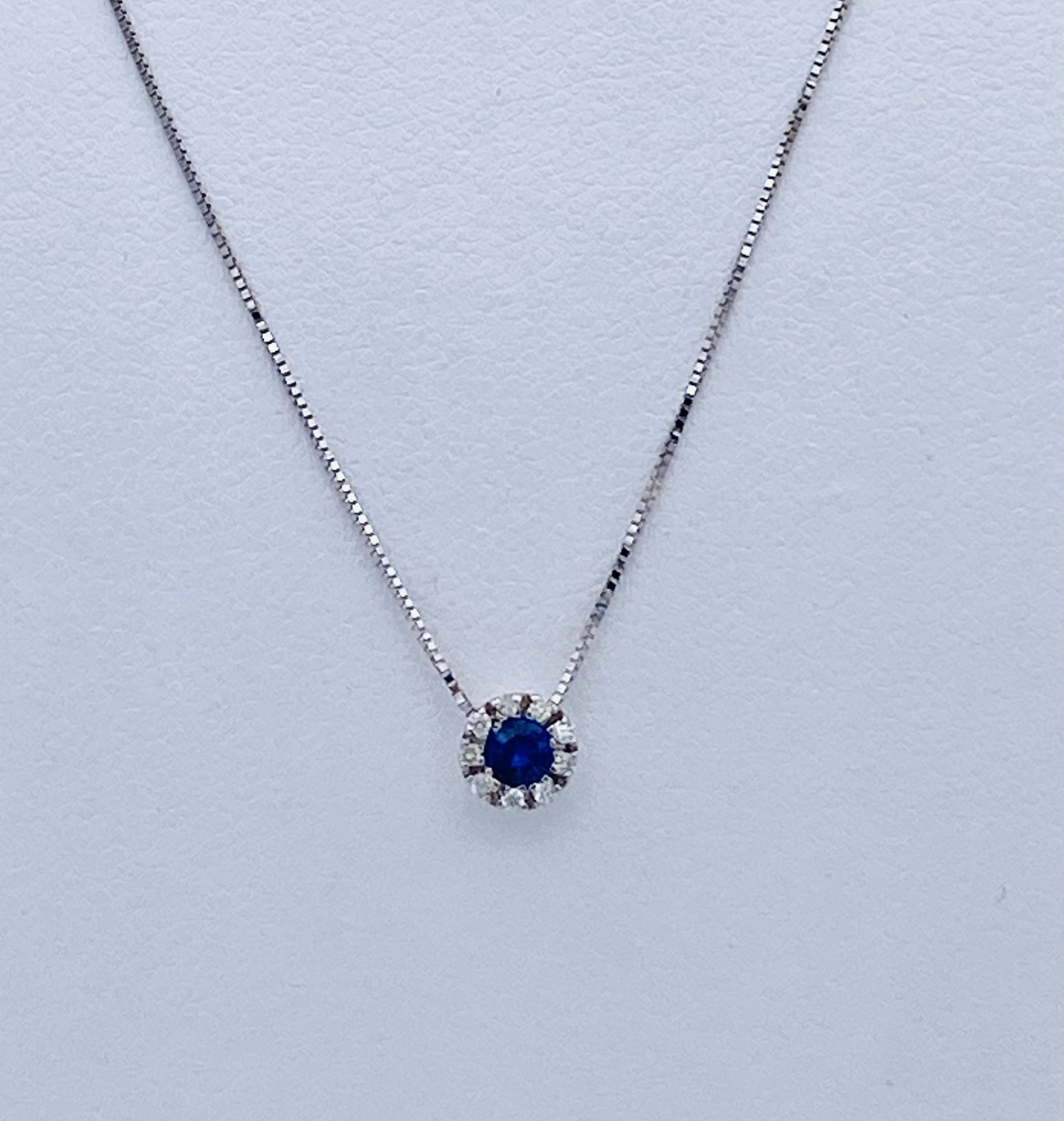 Sapphire and diamond pendant white gold 750% art. PDC3399