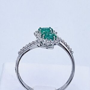 Anello con smeraldi e diamanti oro bianco BON TON art. AN2420
