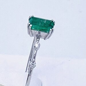 Anello smeraldo e diamanti oro bianco GEMME art. AN2444