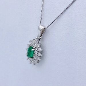 Pendente con diamanti smeraldo oro bianco 750 % Art.CD886