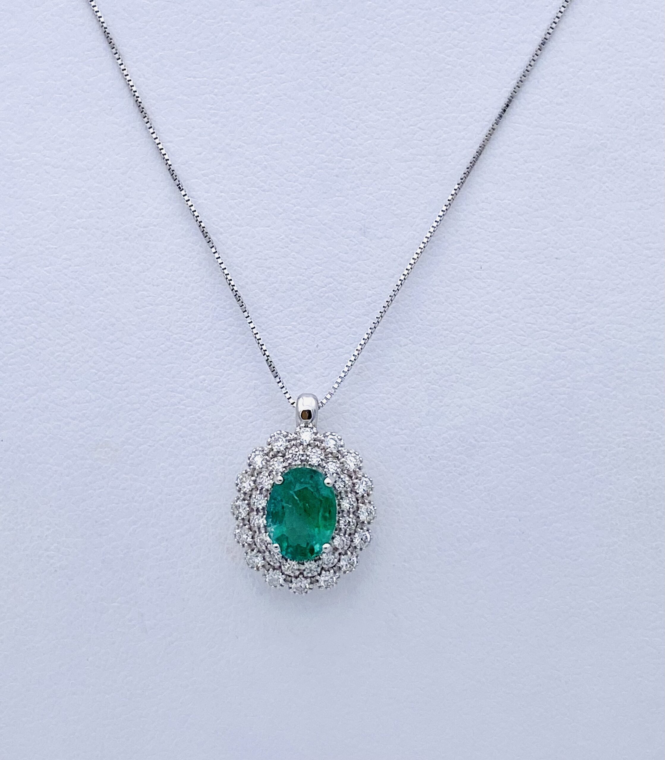 White Gold Emerald Diamond Pendant 750% Art.CD896