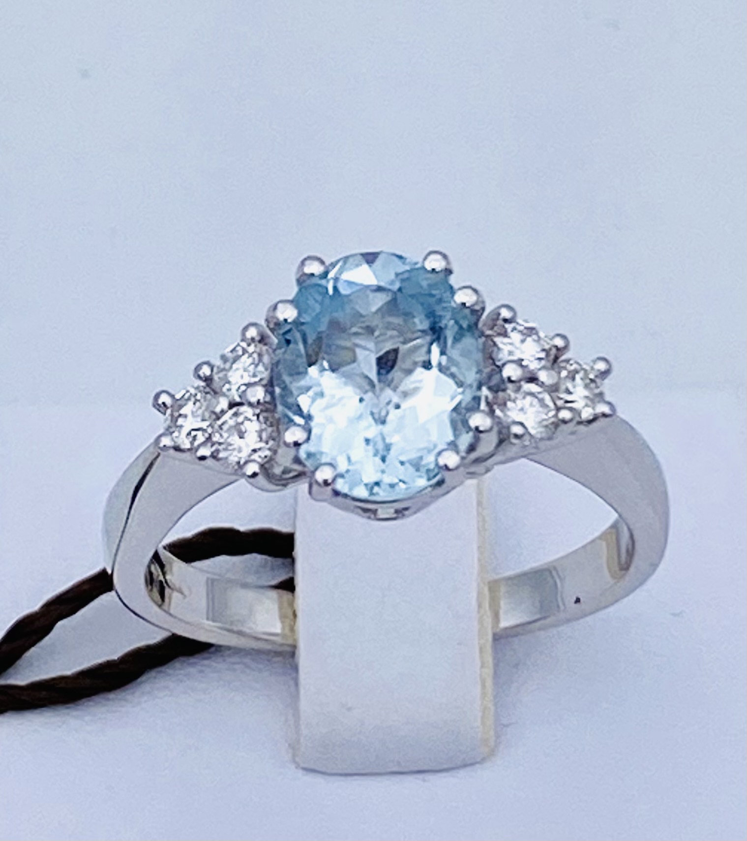 Aquamarine and Diamonds Ring Art. AN2380
