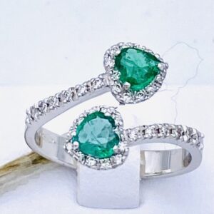 Anello con smeraldi e diamanti oro bianco 750% art. AN2417