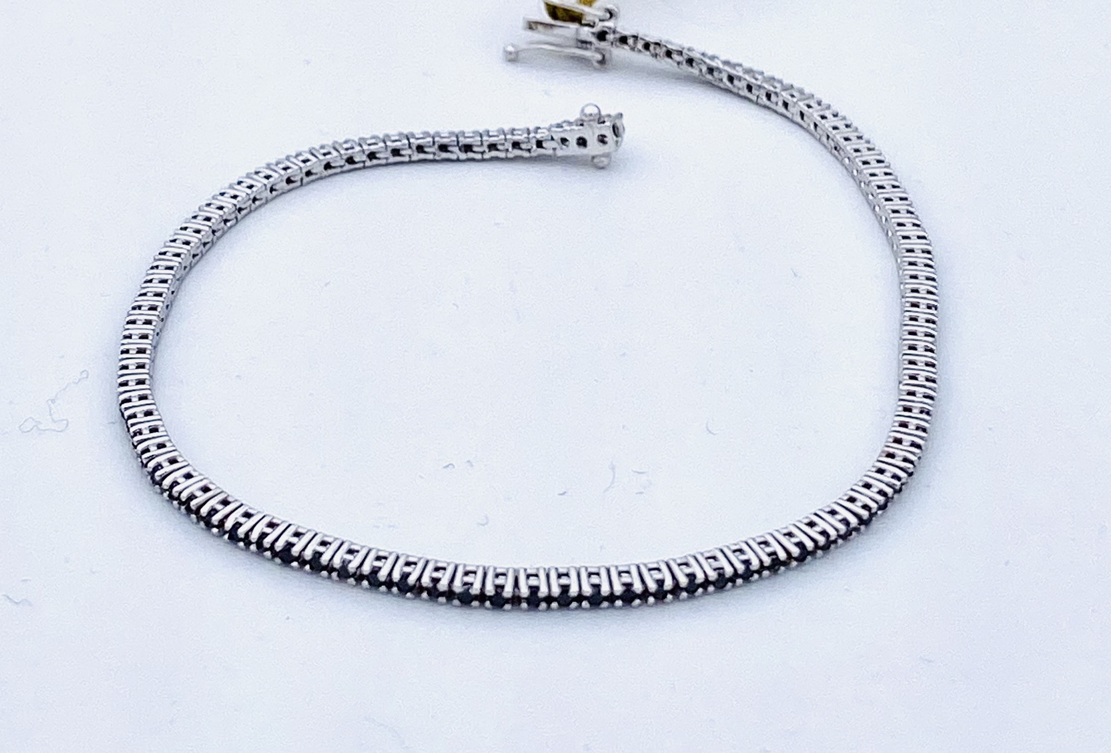 Tennis bracelet black diamonds white gold 750% art.BR054