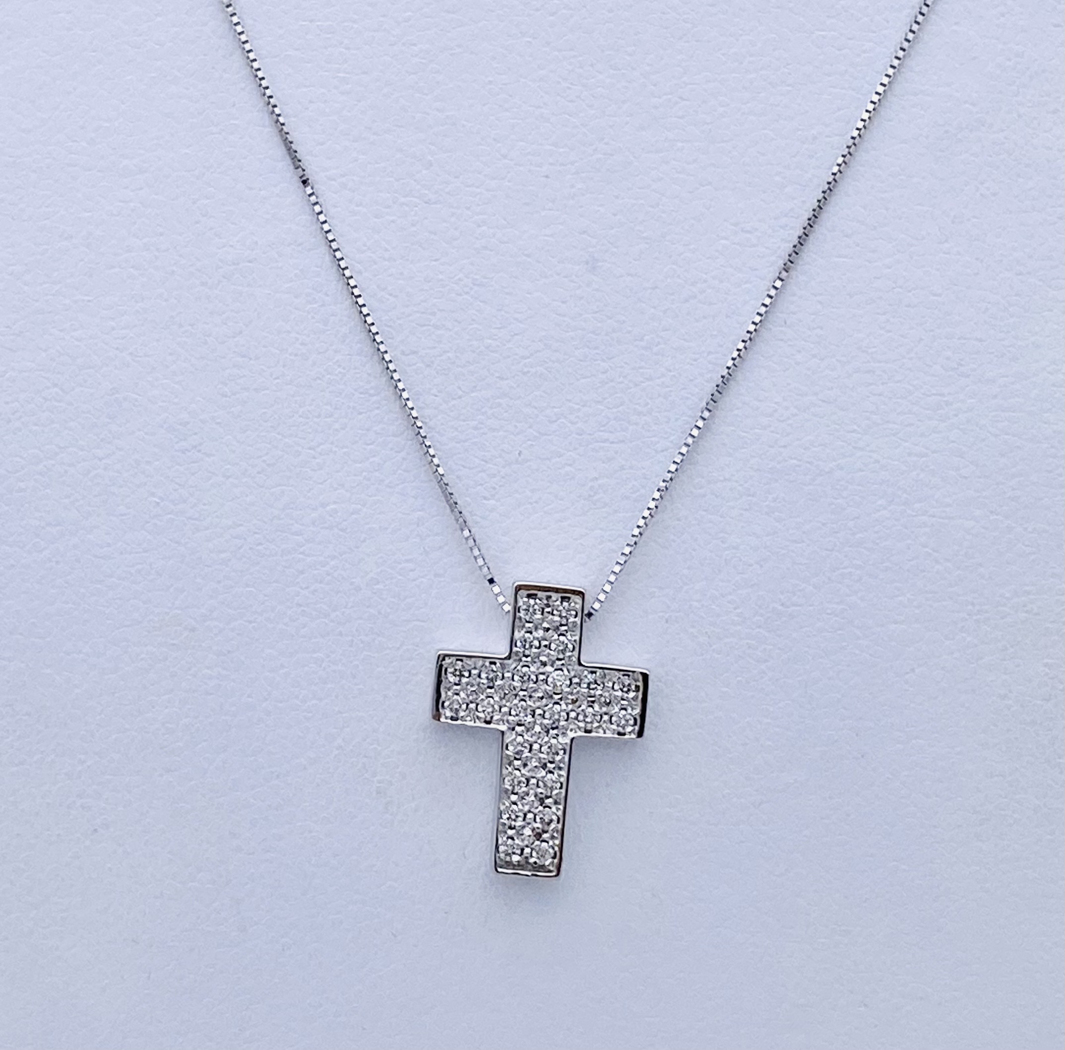 White gold 750% cross pendant and diamonds Art.CC1602