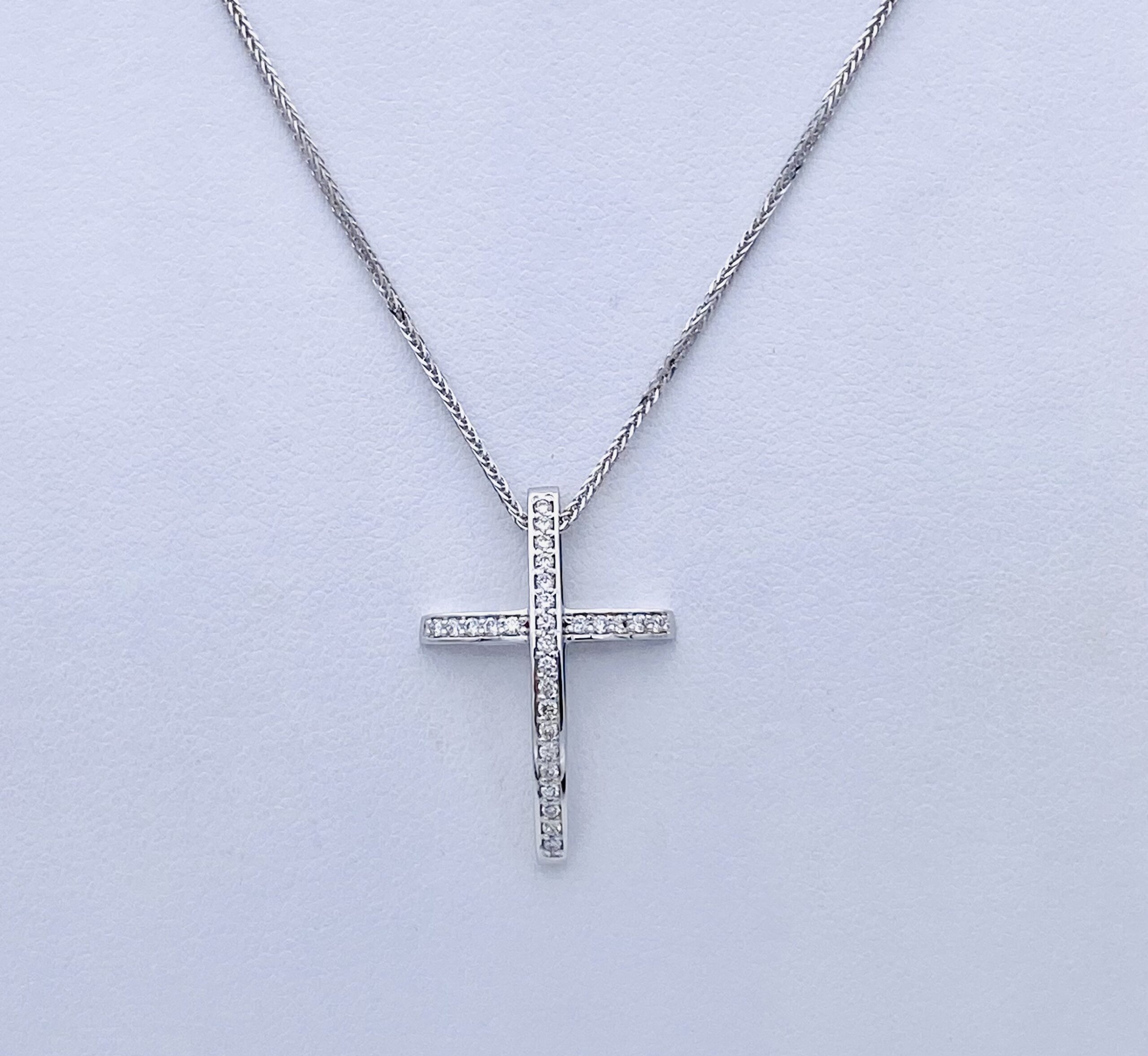 Pendente croce oro bianco 750 % e diamanti Art.CC1557