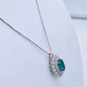 Pendente con diamanti smeraldo oro bianco 750 % Art.CD896