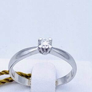 Anello solitario di diamanti oro bianco 750% art.AN1422
