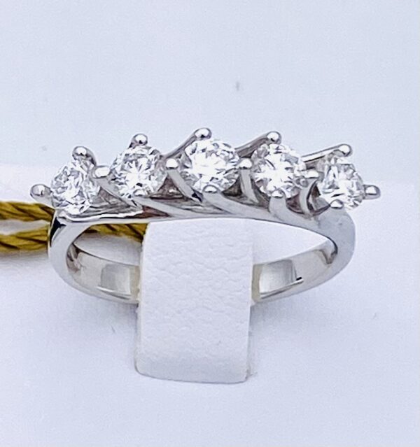 Anello veretta oro bianco 750% e diamanti ART.AN1256