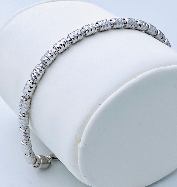 Desmos bracelet in silver art. BE01F00400W