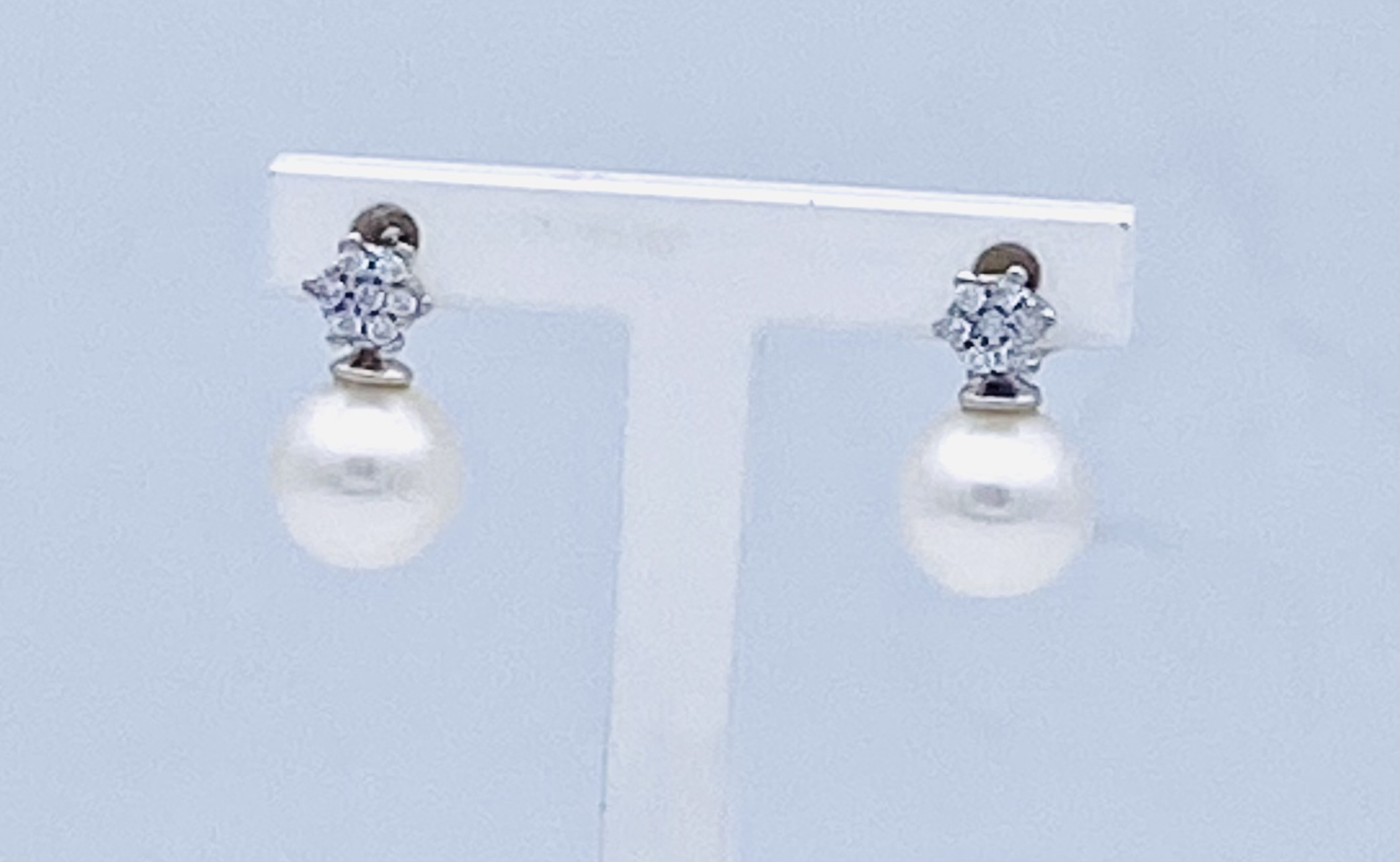 Pearl earrings cultured white gold 750% Art. ORPE1