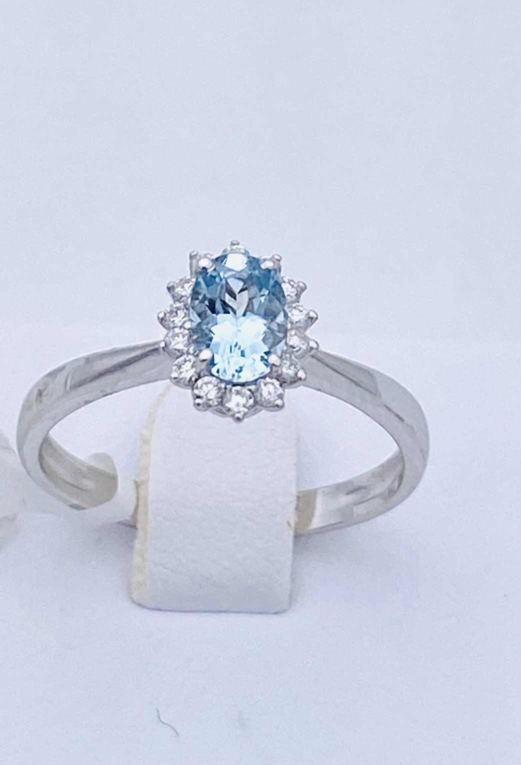 Aquamarine ring gold and diamonds BON TON Art. AN2437