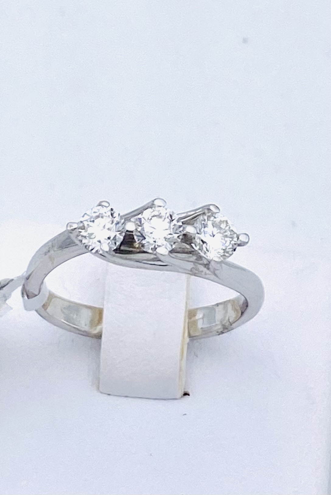 anello-trilogy-oro-diamanti-cipolla-dal-1950-gioiellieri-palermo