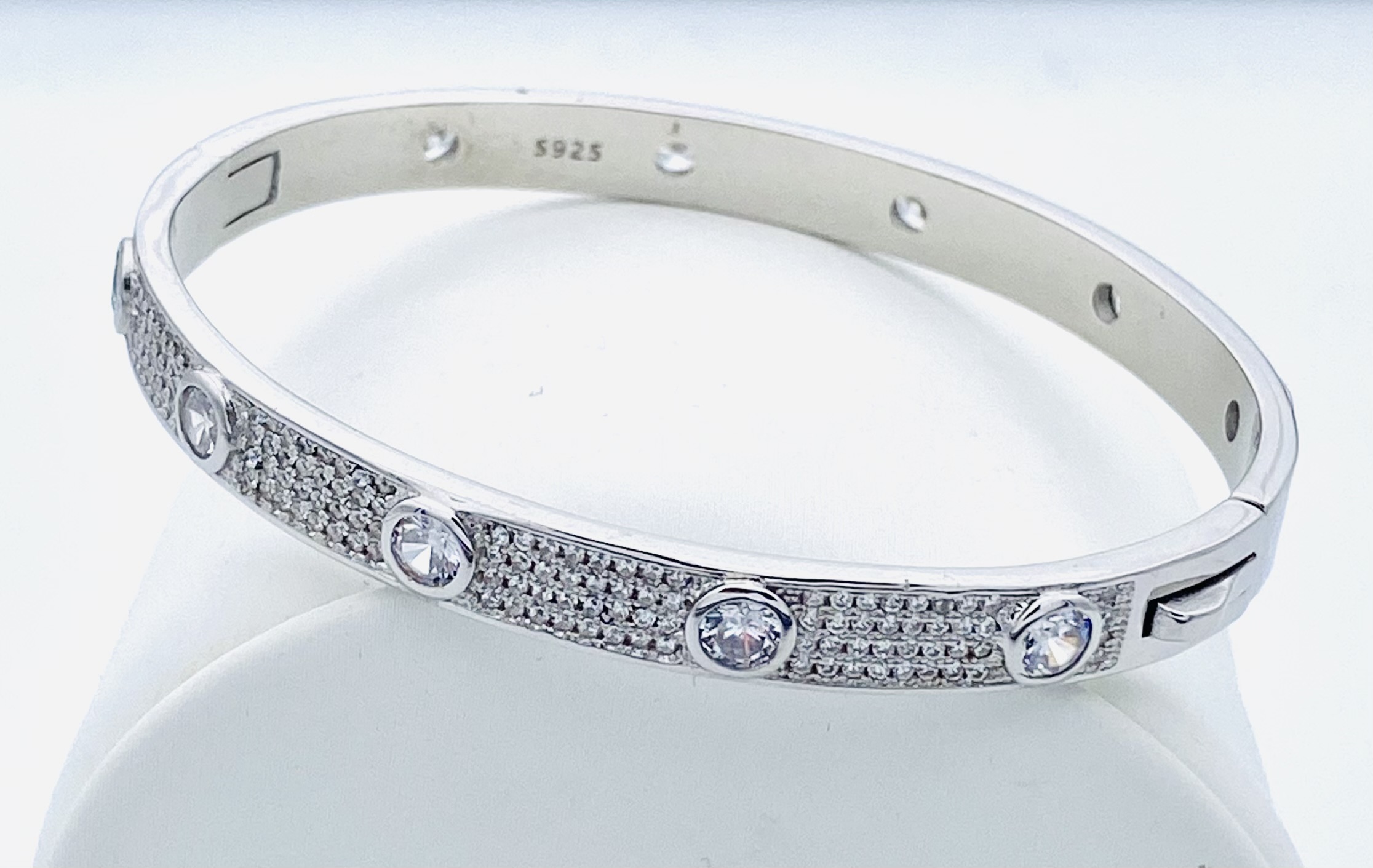 Bracelet in 925% silver Round Bangle art. BA000676