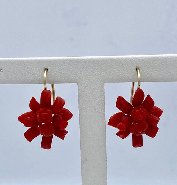 Gold Mediterranean coral earrings 375% Art. OR-001