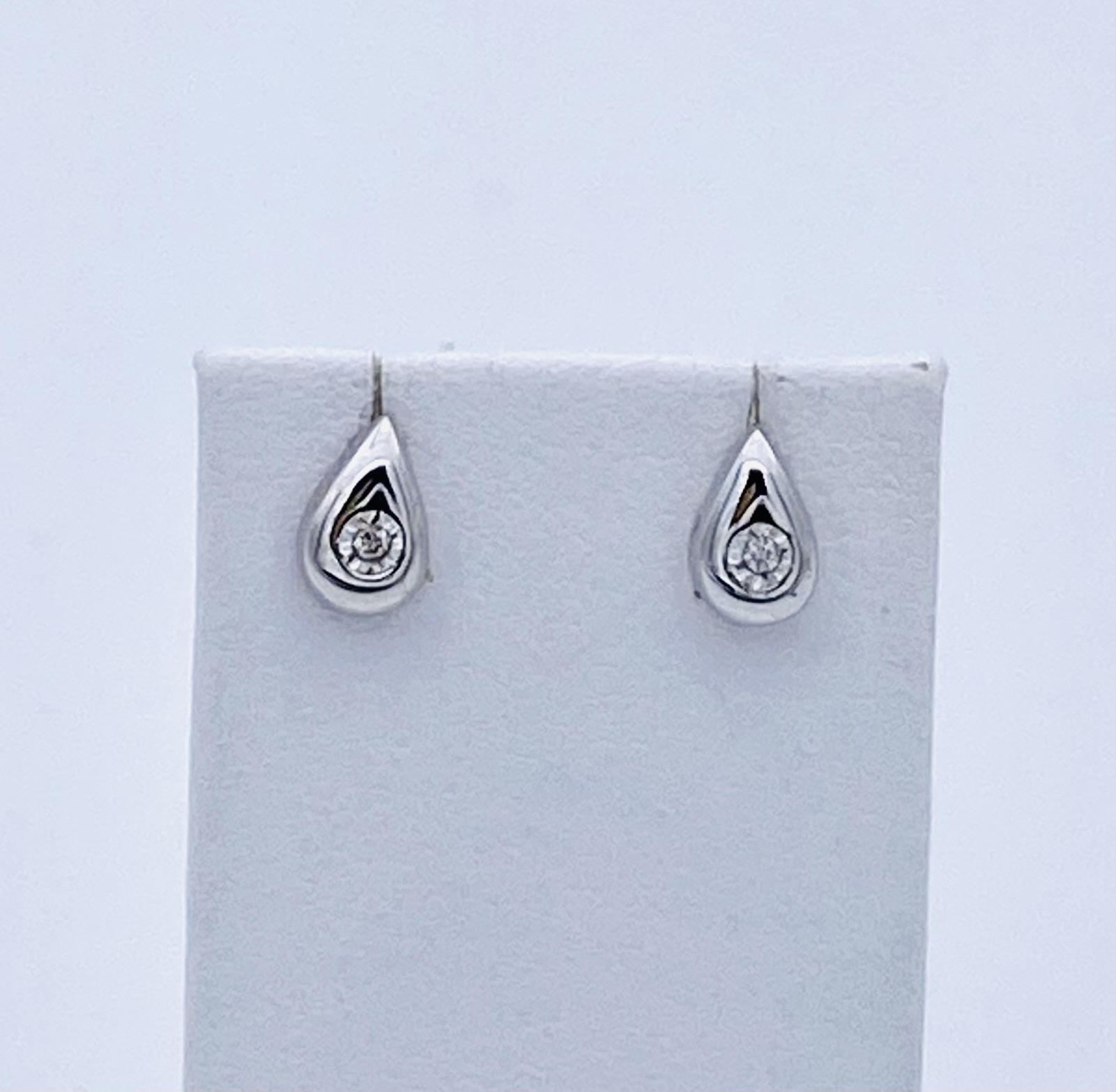 750% gold earrings and diamonds Art. PDO415F