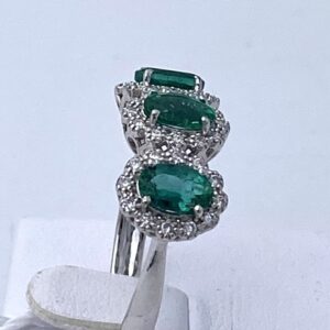 Anello trilogy smeraldi diamanti oro bianco BELLE EPOQUE ART.AN2577
