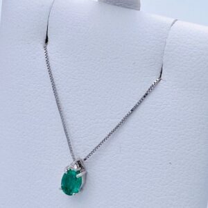 Pendente con diamanti smeraldo oro bianco 750 % Art.CD789