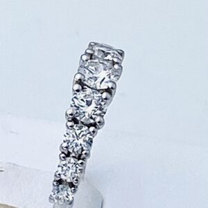 Anello veretta di diamanti oro bianco 750%  SOGNO Art. VE002