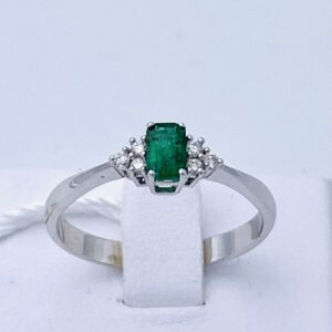 Anello smeraldo e diamanti oro 750% Art.AN2524