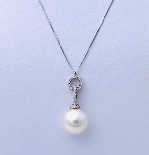 Pearl pendant diamonds white gold 750% art.CDP59-1