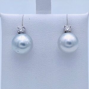 Orecchini perla oro bianco 750% Art.ORP231