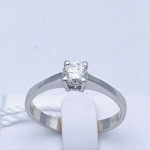 Anello solitario di diamanti in oro bianco 750% Art.AN2644-1