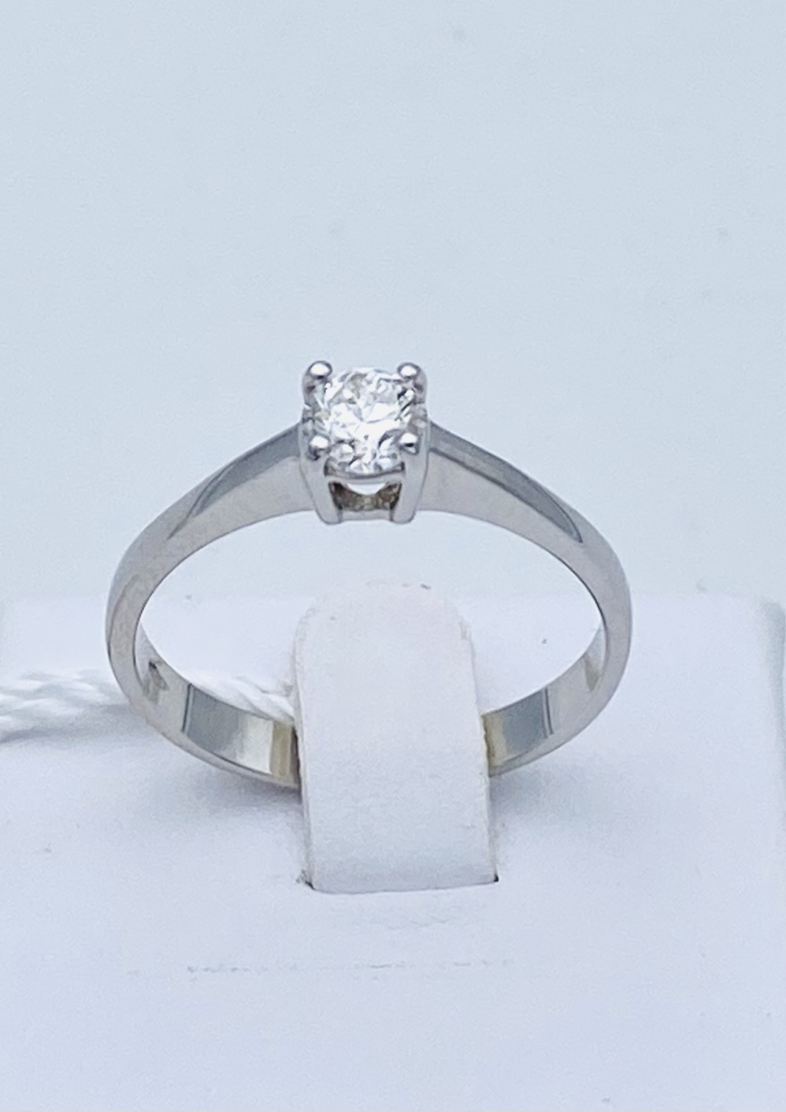 Solitaire ring DREAM diamonds in white gold 750% Art.AN2644