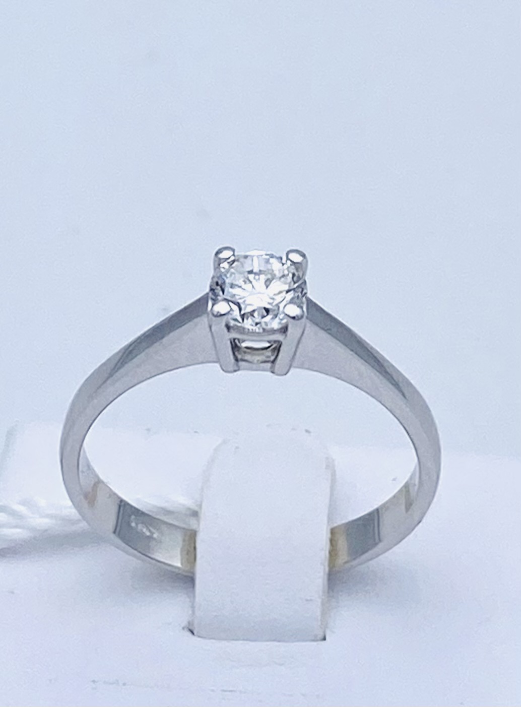 Solitaire ring DREAM diamonds in white gold 750% Art.AN2644-2