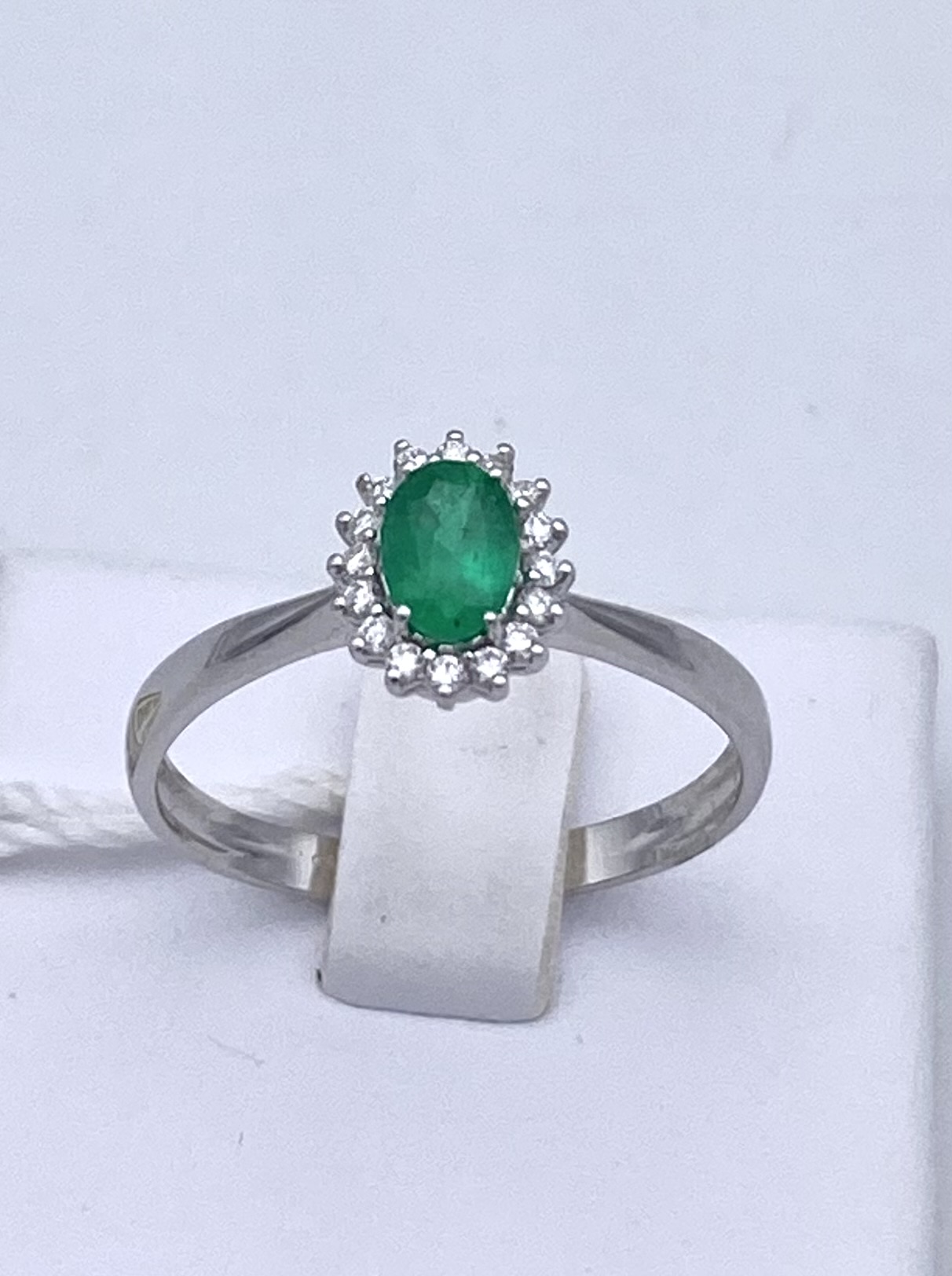 Anello con smeraldo e diamanti BON TON  art.AN2695