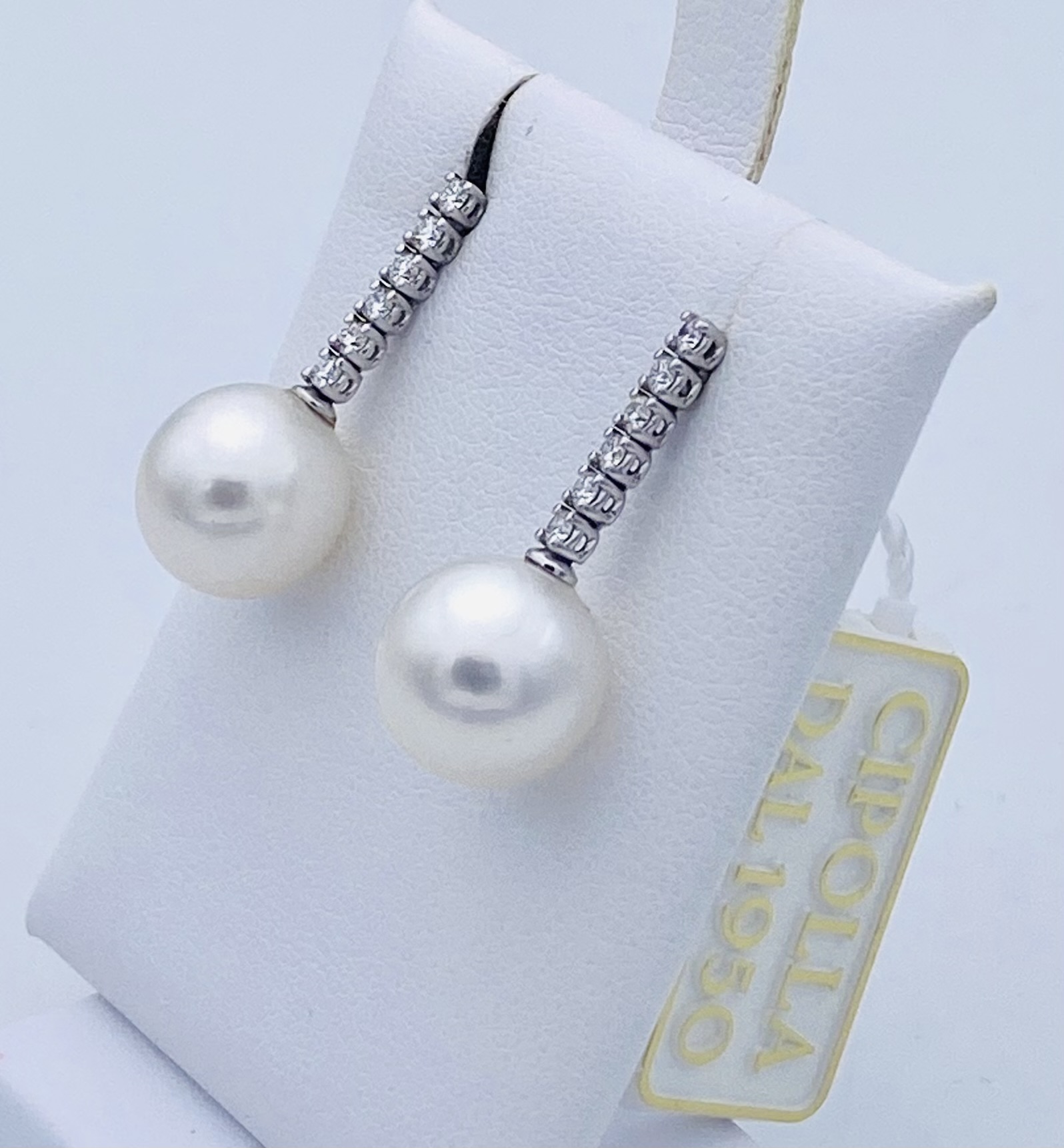 Orecchini perle oro bianco 750% Art.ORP219