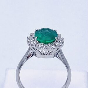 Anello smeraldo e diamanti oro bianco 750% art.AN2602