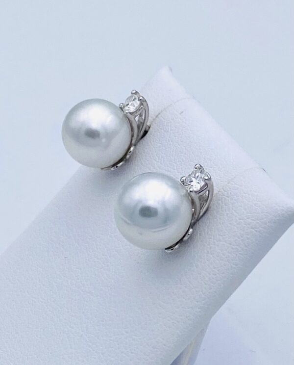 Orecchini perle  giapponesi oro bianco 750% Art.ORP279-4