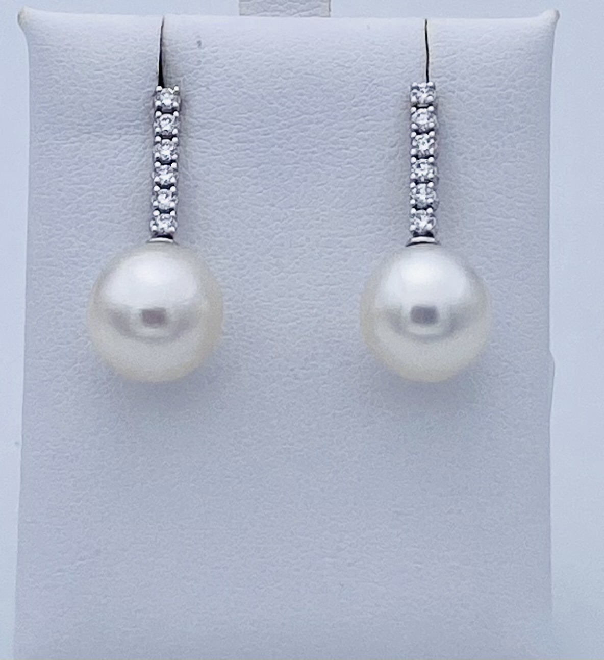 Orecchini perle oro bianco  Art.ORP219