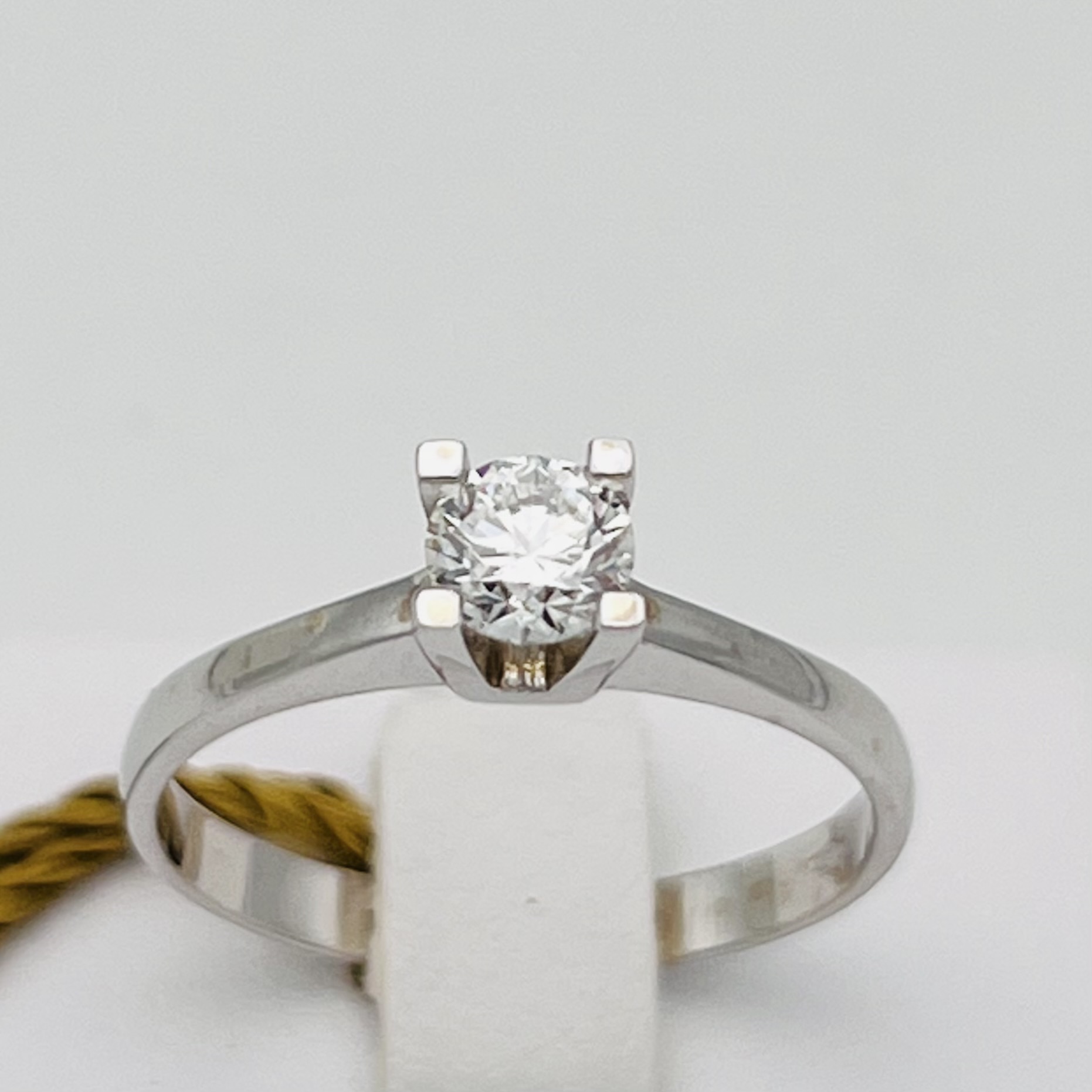 Solitaire ring gold and diamonds WISH ART.AN2487
