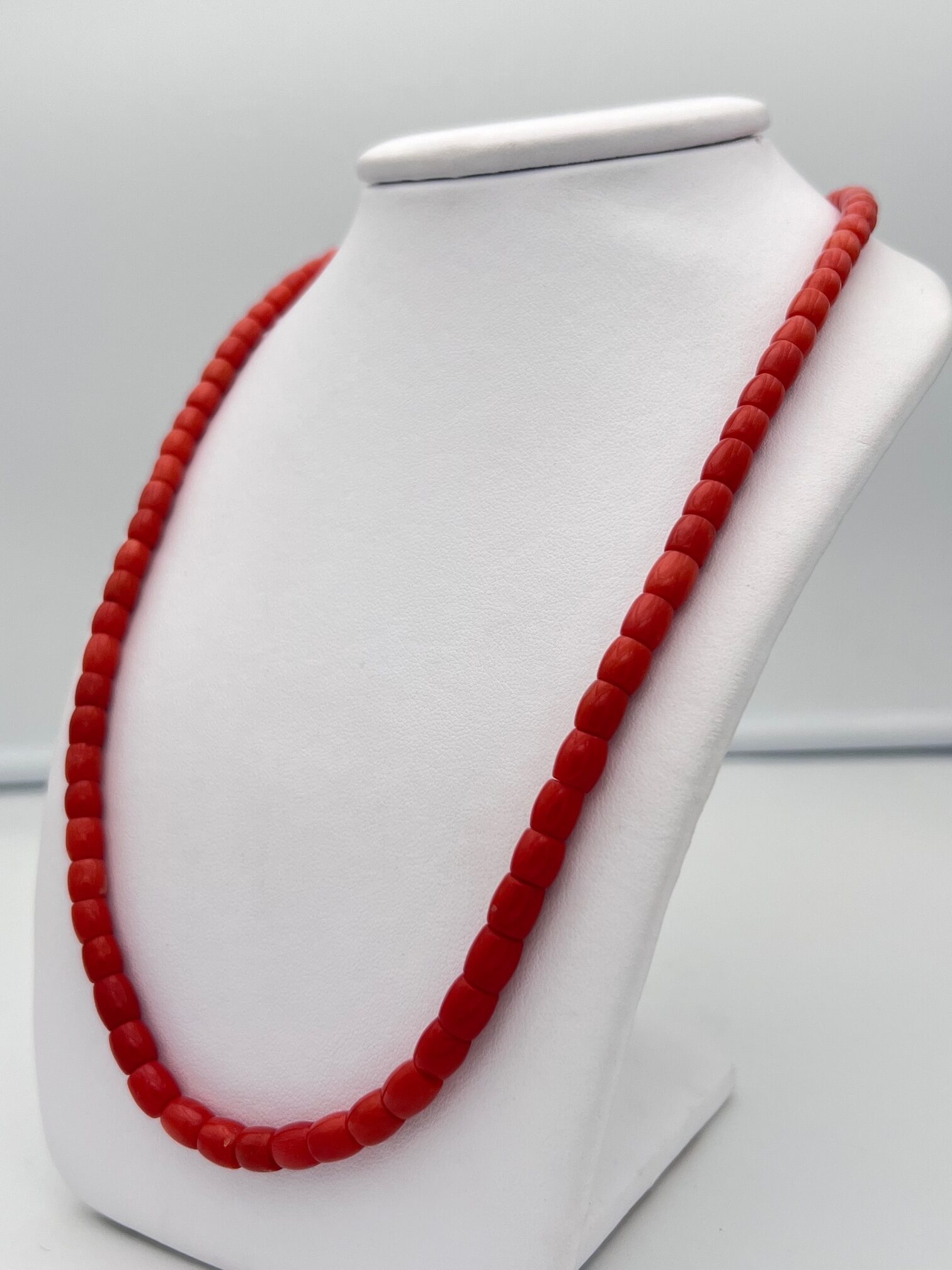 Red Mediterranean Coral and Gold Necklace Art. CORCG01