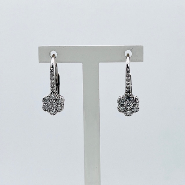 Flower earrings white gold 750% and diamonds Art. OR931-1