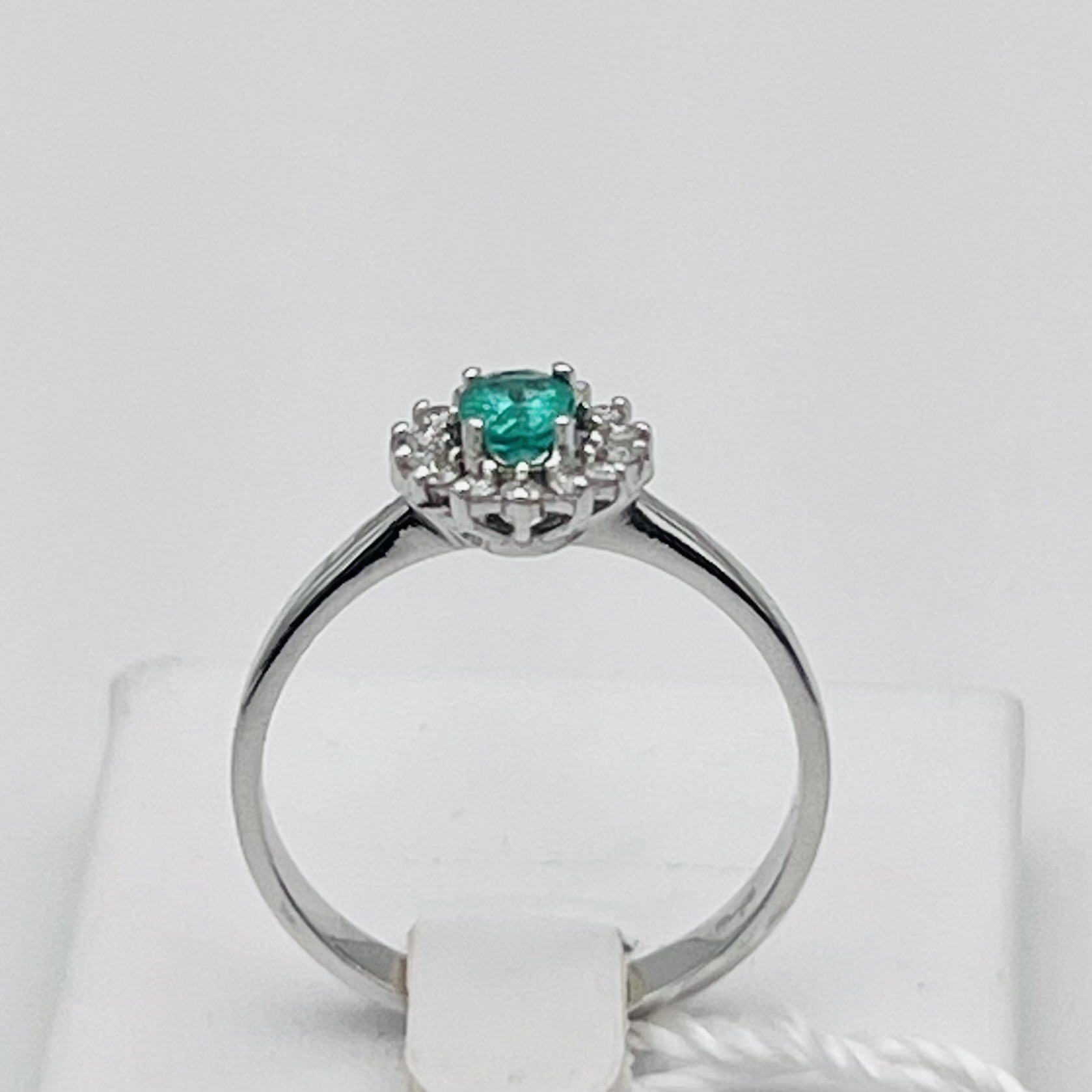 Anello smeraldo diamanti oro 750% art.AN2216