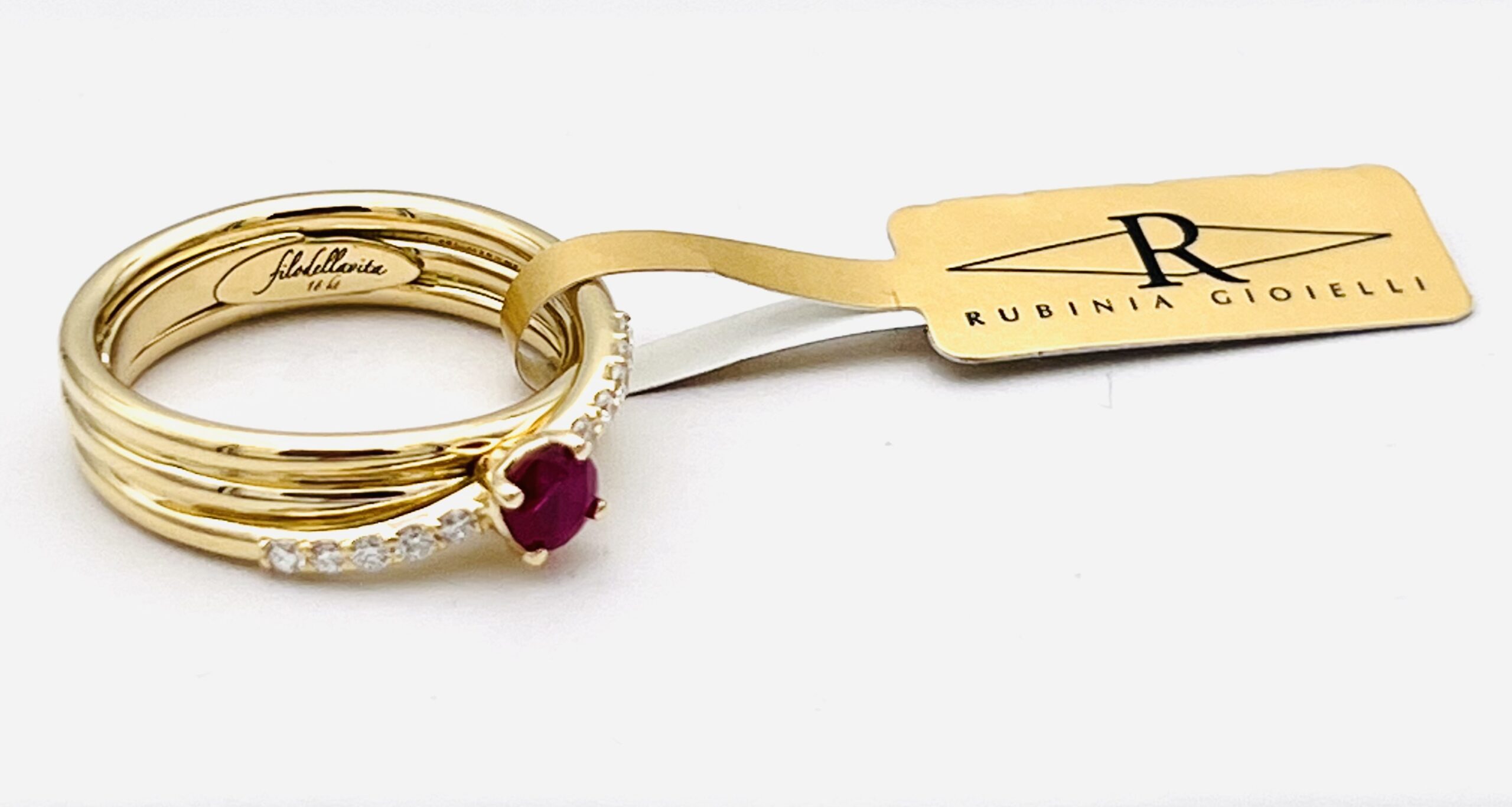 Solitaire 7-wire screwdriver in 18kt yellow gold diamonds, ruby 0.31 ct ART.AN135GBT