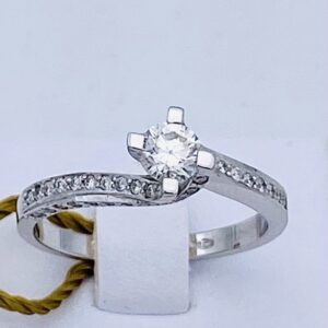 Anello solitario oro bianco ABBRACCI diamanti Art. AN1680
