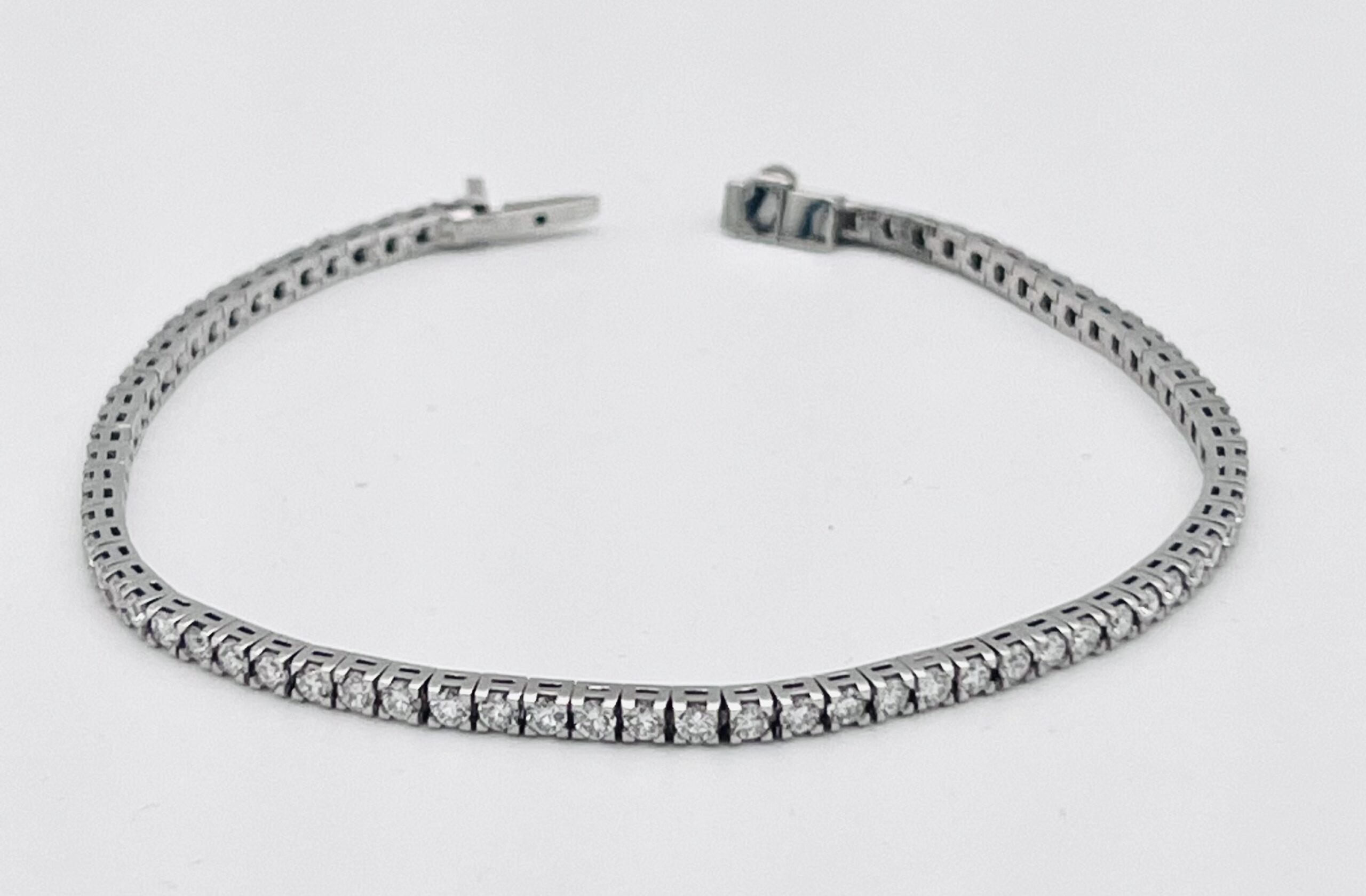 Bracciale tennis di diamanti oro bianco 750% DESIDERIO Art.BR270