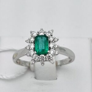 Emerald ring diamonds white gold 750 % BON TON ART.AN2798-1