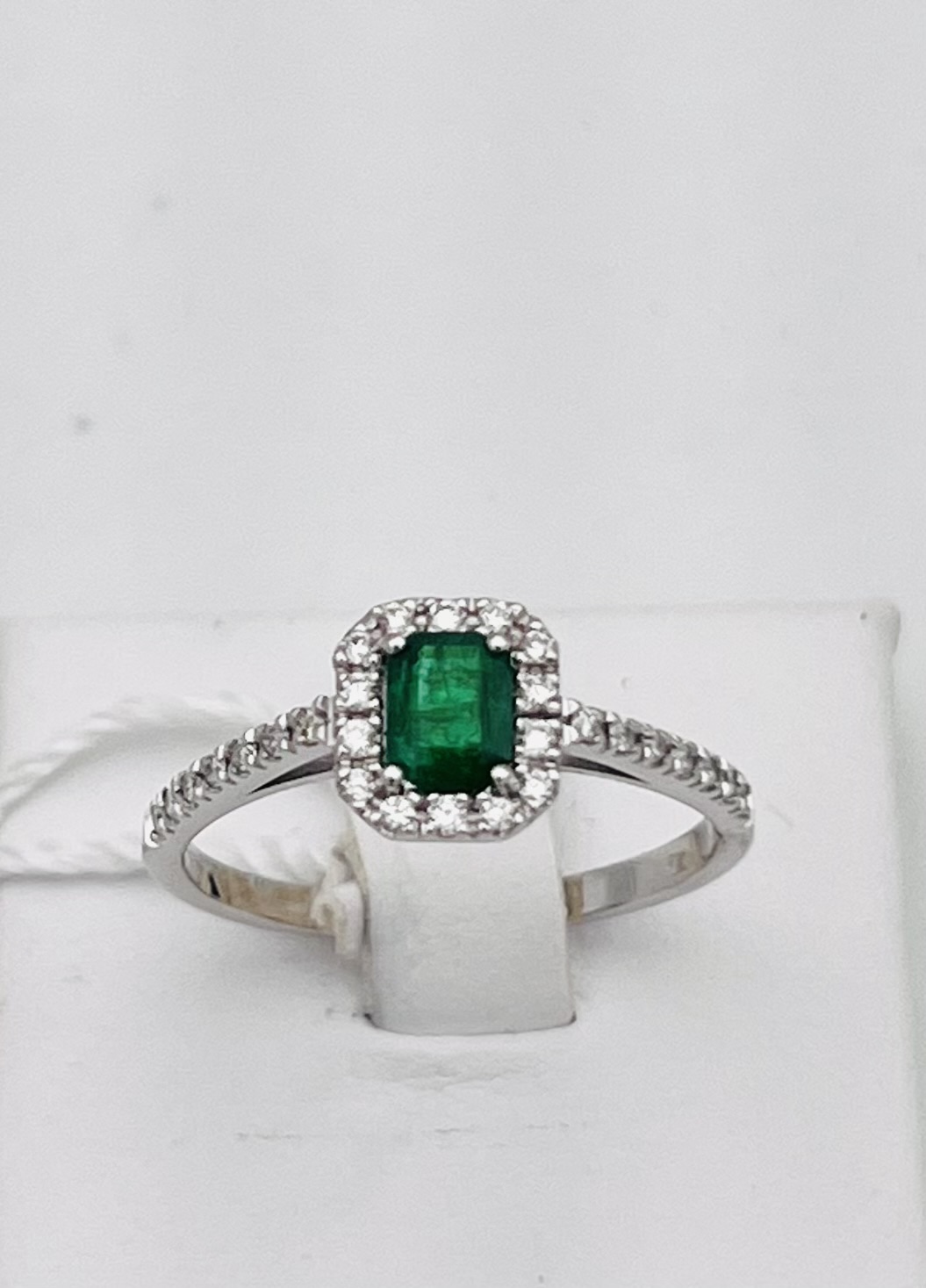 Emerald ring diamonds white gold 750 % BELLE EPOQUE ART.AN2836-1