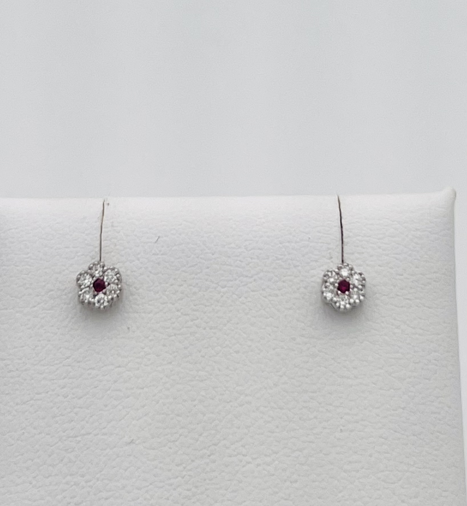 Rubies and diamonds earrings flower art. OR1216