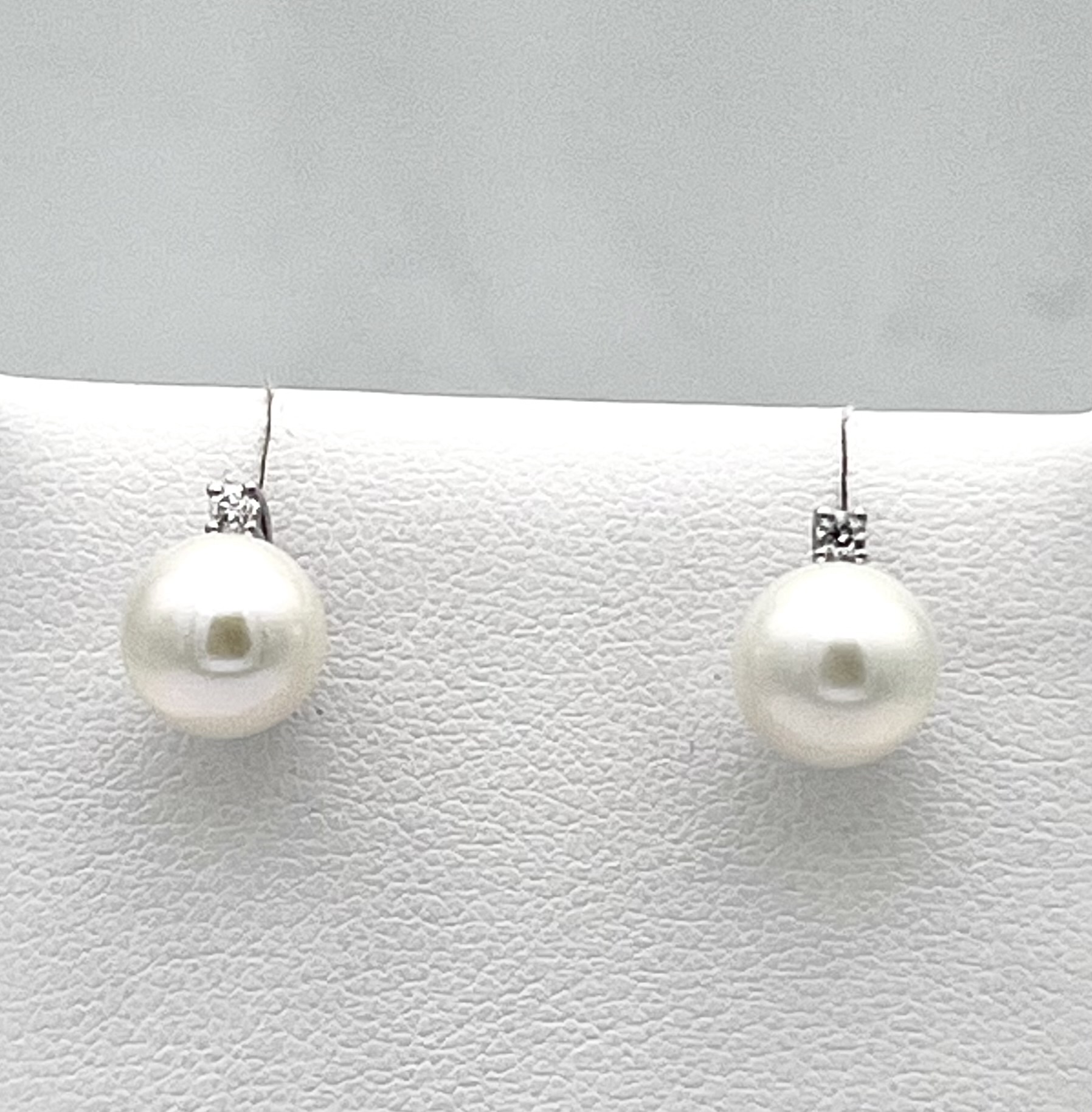 Pearl earrings white gold 750% diamonds art.ORP285-5