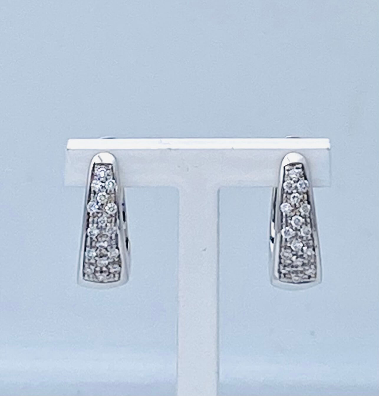 White gold diamond earrings 750% Art. OR021