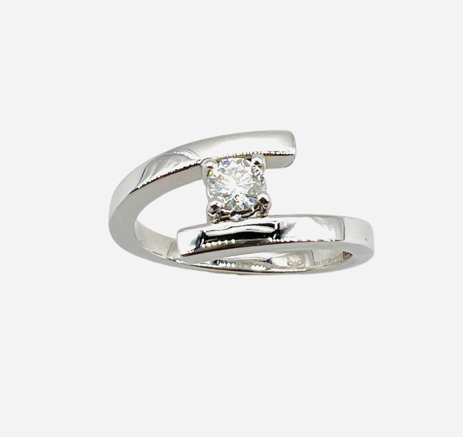 Solitaire ring to contract white gold and diamonds ART. GIAMPY&MANFRY