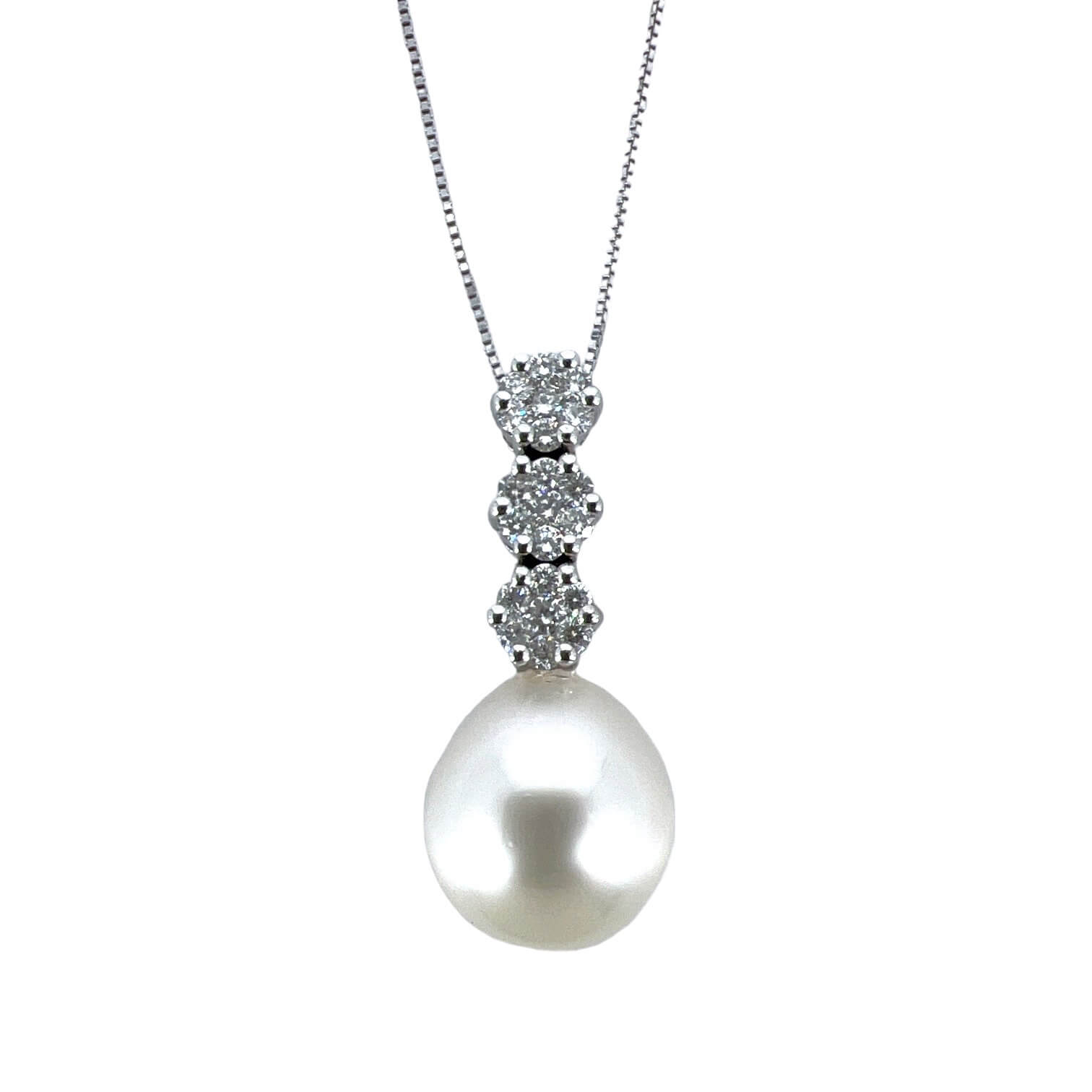 Australian pearl pendant diamonds and white gold art.CDP46-2